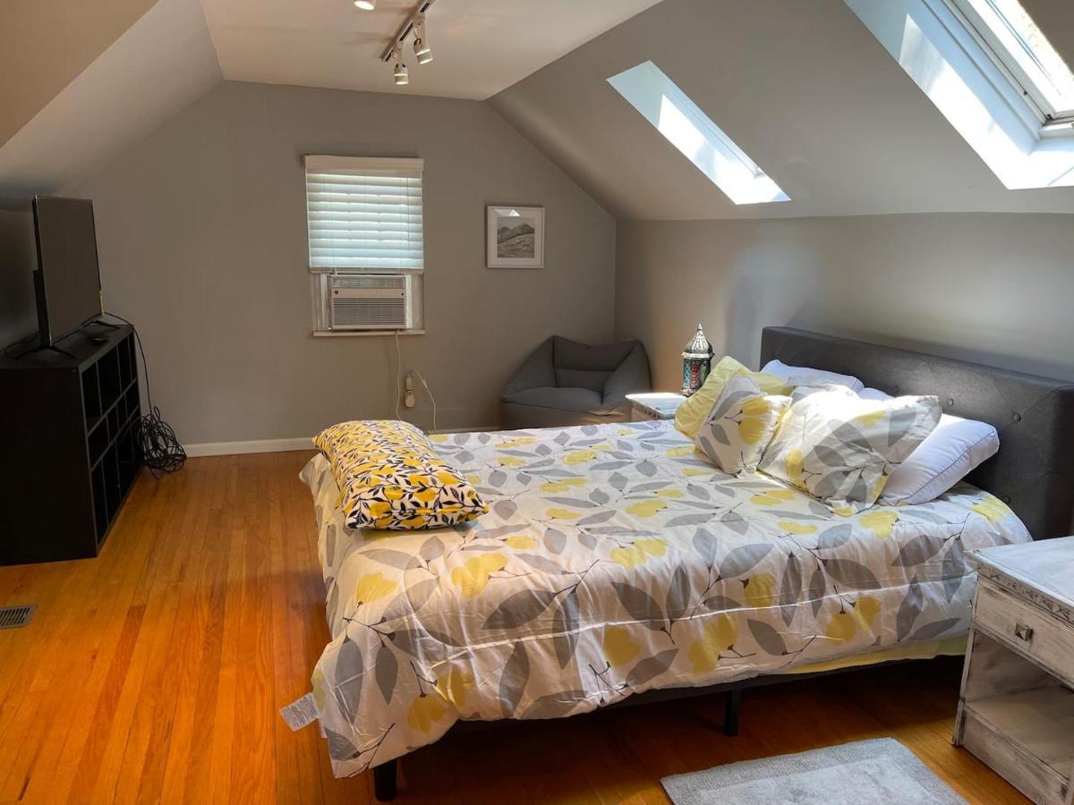 Quaint, Comfy, Close & Convenient Charleston Luaran gambar