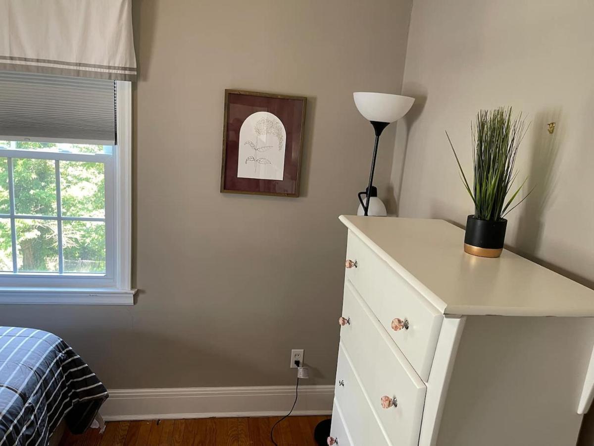 Quaint, Comfy, Close & Convenient Charleston Luaran gambar